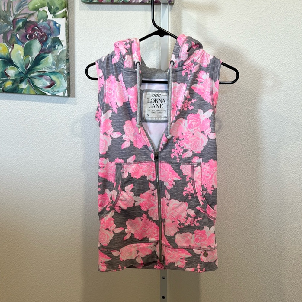 Lorna Jane Activewear Vest